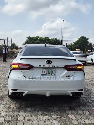 Toyota Camry XSE (2.5L 4cyl 8A) 2019 White