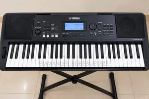 Yamaha PSR E463 61keys Keyboard Piano With Stand & Adapter