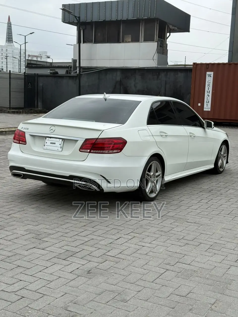 Mercedes-Benz E-Class 2014 White