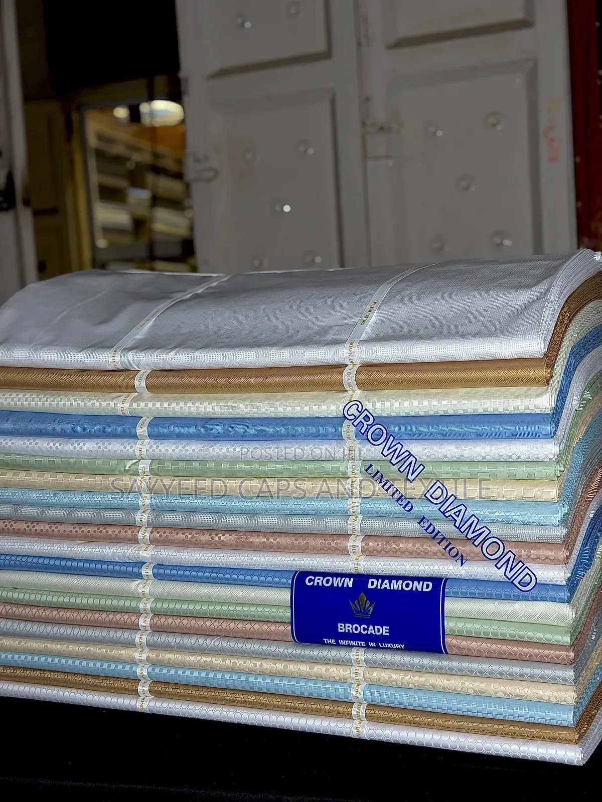 Crown Diamond Brocade