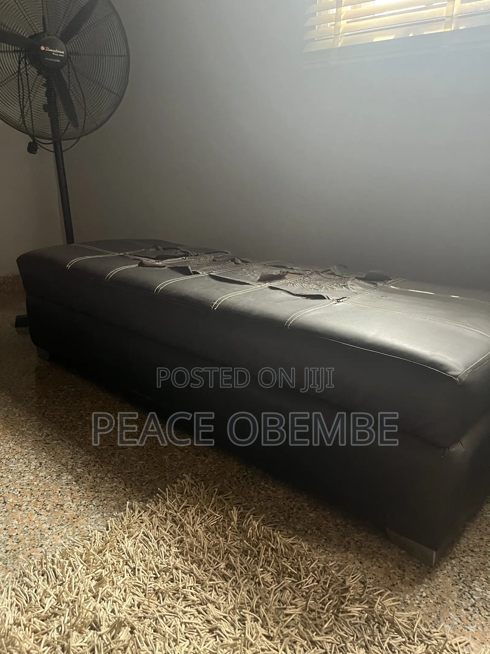 Single Sofa 6 by 6