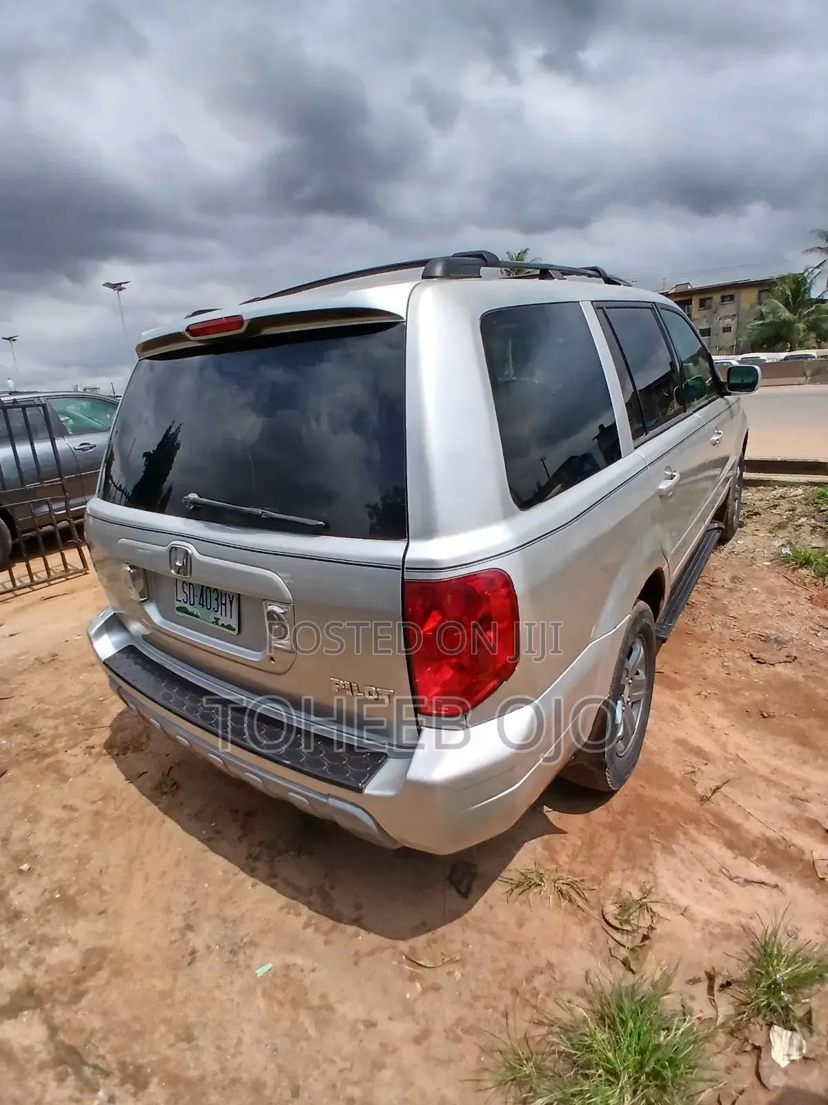 Honda Pilot 2005 Gray