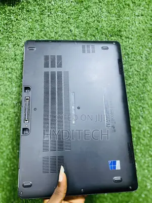 Laptop Dell Latitude E7470 8GB Intel Core i5 SSD 256GB