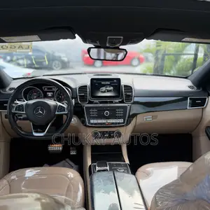 Mercedes-Benz GLE-Class 2016 Brown