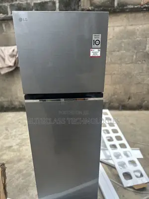 LG GL-B262PQKB 266 Litres Modern Double Door Fridge
