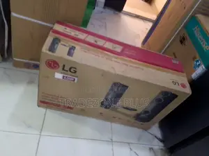 LG LHD675BG 1000W DVD and Bluetooth Sound System