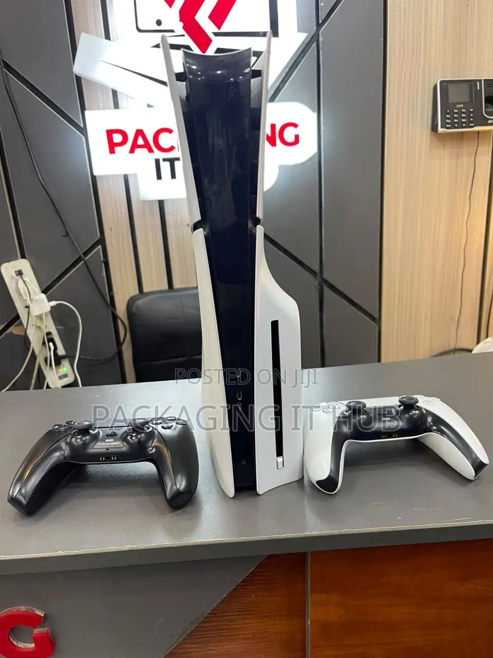 Ps5 Play Station 5 With 2 Pads Controller
