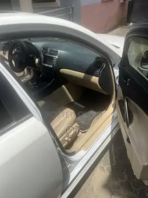Lexus IS 250 2008 Off white