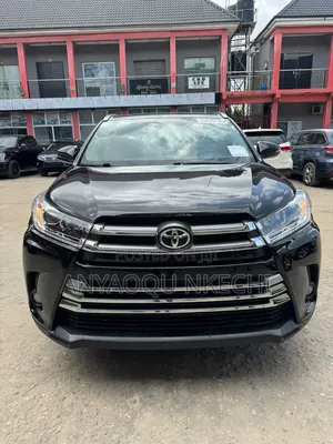 Toyota Highlander XLE 4dr SUV AWD (3.5L 6cyl 6A) 2014 Black
