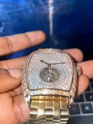 Franck Muller Style Iced-Out (Replica)