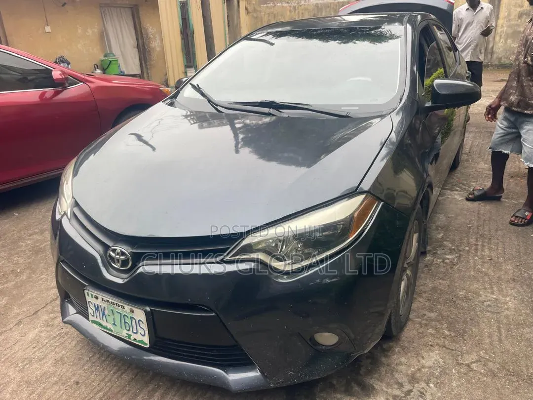 Toyota Corolla 2016 Gray