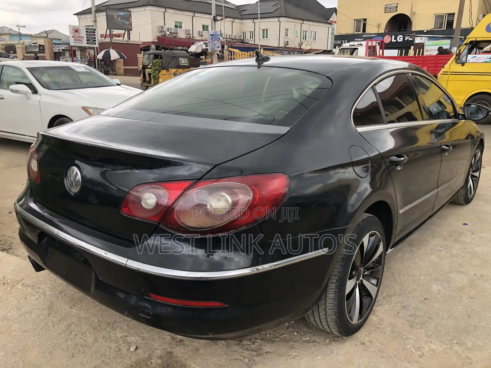 Volkswagen Passat S 2013 Black