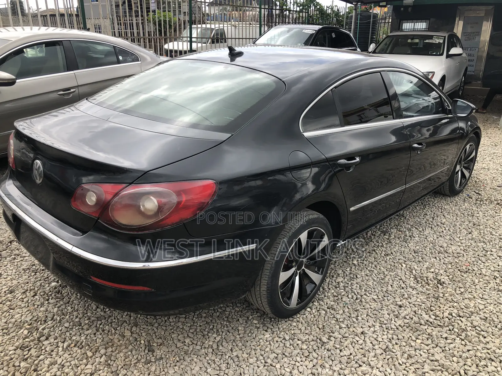 Volkswagen Passat S 2013 Black