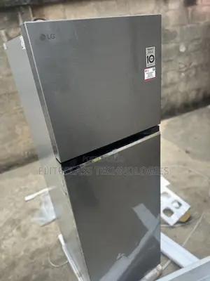 LG GL-B262PQKB 266L Home Refrigerator With Double Door Design