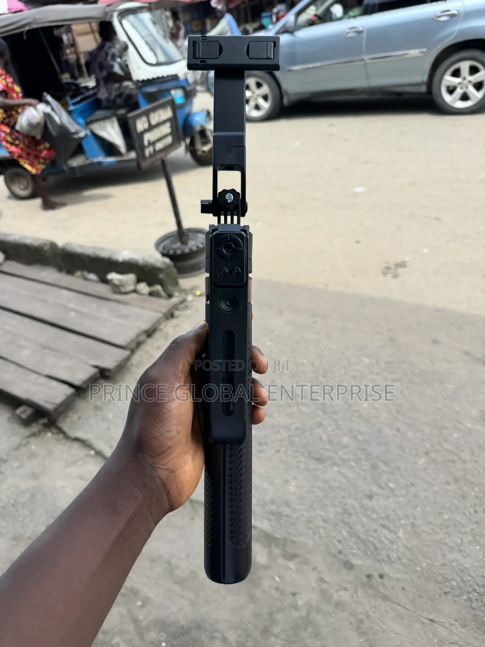 C17 Ai Gimbal Selfie Stick