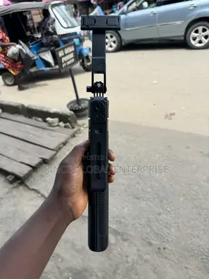 C17 Ai Gimbal Selfie Stick