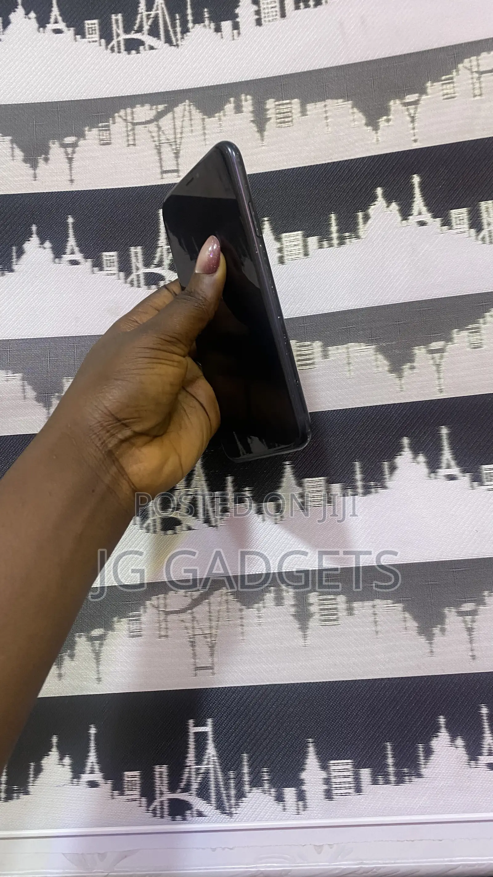 Apple iPhone XR 64 GB Black