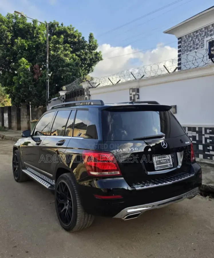 Mercedes-Benz GLK-Class 2010 Black