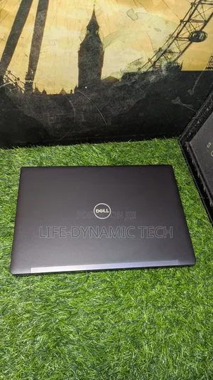 Laptop Dell Latitude 7390 8GB Intel Core i5 SSD 256GB