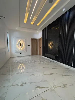 5bdrm Duplex in Off Lekki-Epe Expressway for sale