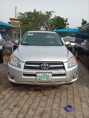 Toyota RAV4 2.5 Limited 4x4 2010 Silver