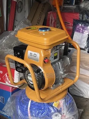 Original Robin EY20 5.0HP Concrete Poker Vibrator Machine – In Store