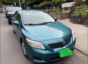 Toyota Corolla 2010 Green