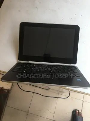 Laptop HP Pavilion x360 4GB Intel SSD 128GB