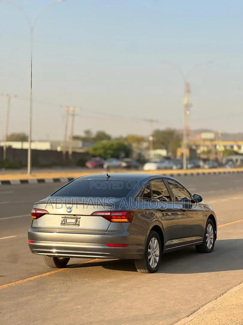 Volkswagen Jetta 2020 Gray
