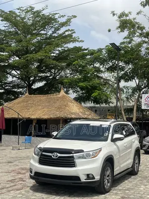 Toyota Highlander 2015 White