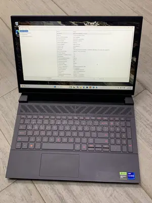 Laptop Dell G15 5530 16GB Intel Core i7 SSD 1T