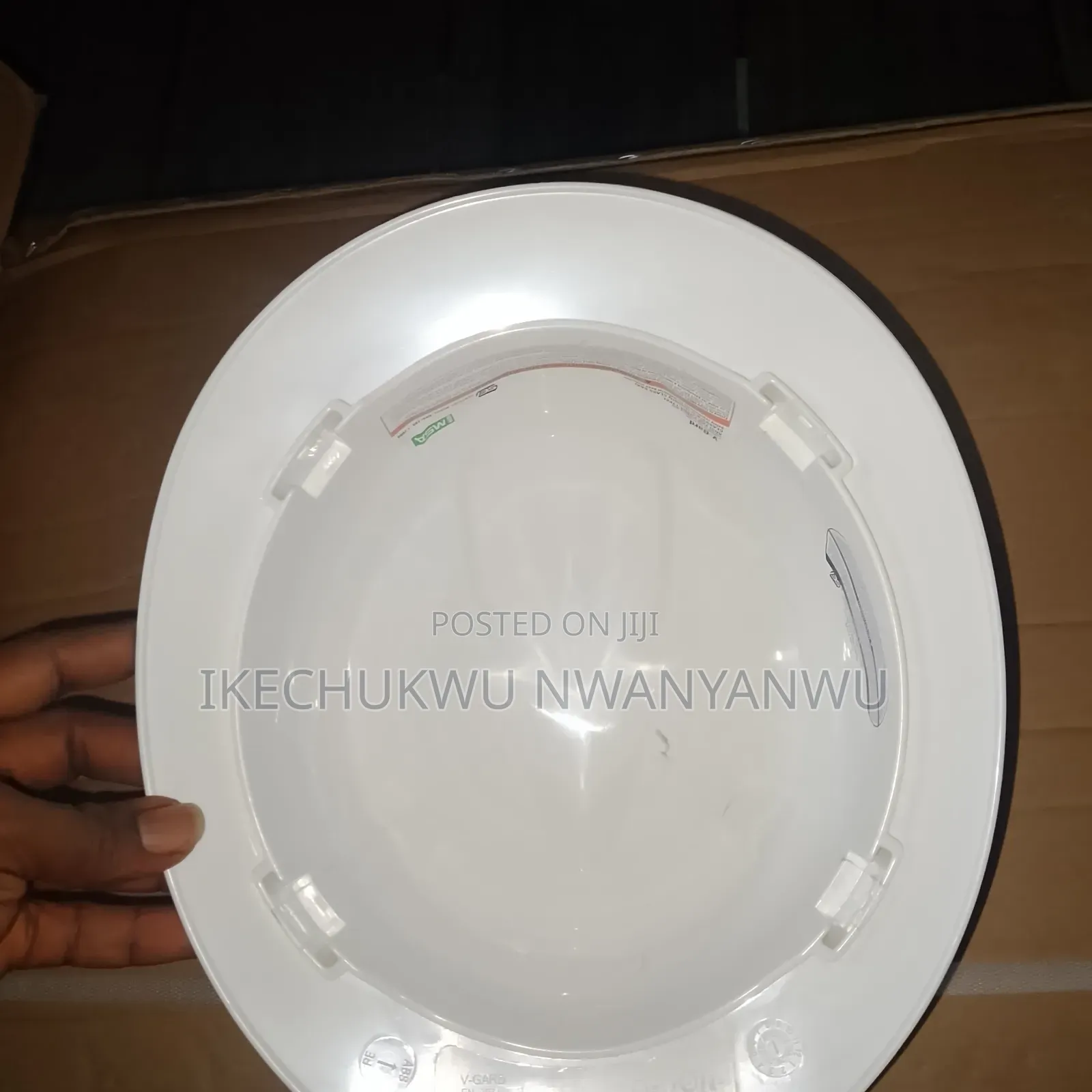 Round v Guard MSA White Helmets