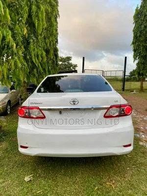 Toyota Corolla 2013 White