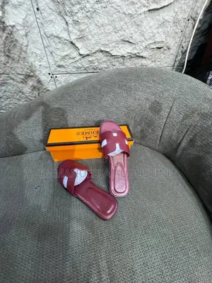 Hermes Boxed Slippers