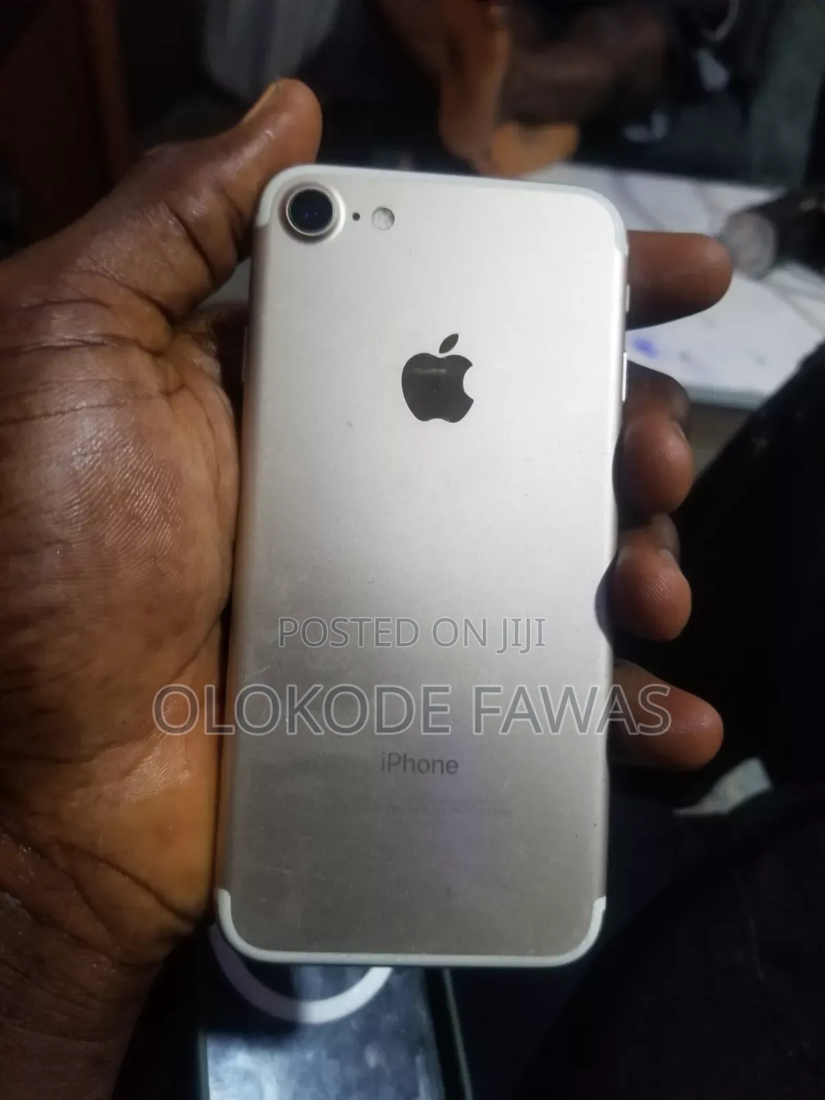 Apple iPhone 7 128 GB Gold
