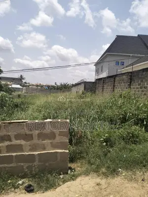 40FT by 140FT Land Fenced Round