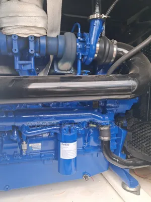 700kva UK FG Wilson Perkins Generator Set