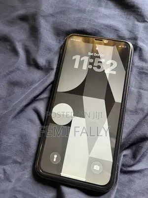 Apple iPhone 11 64 GB Black