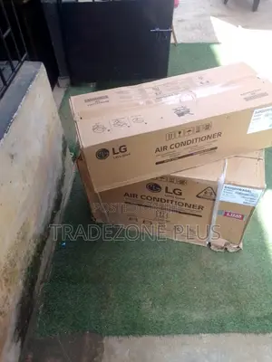LG S4NQ09WAQAL Modern Split Air Conditioner