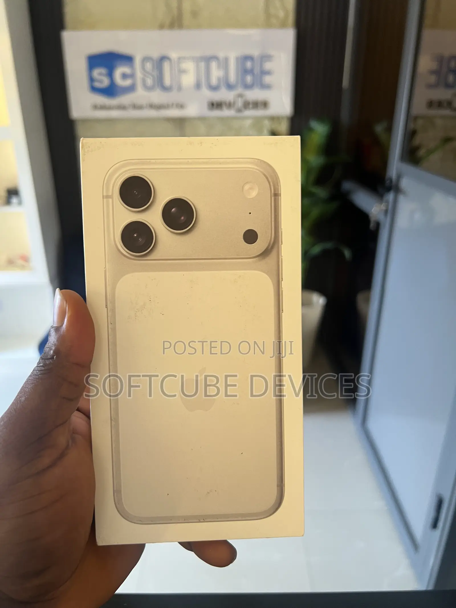 New Apple iPhone 17 Pro Max 256 GB Silver