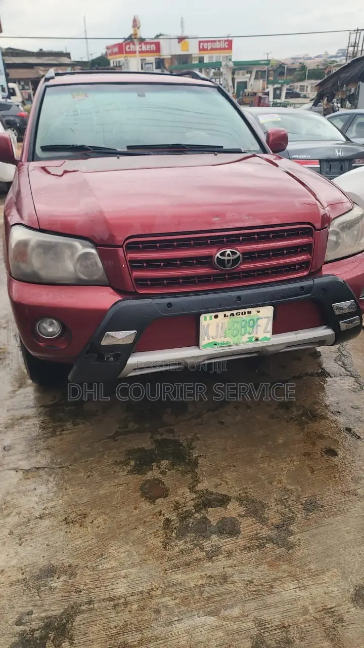 Toyota Highlander 2005 Red