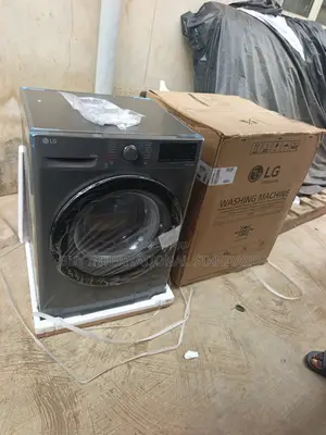LG F4V3RYP6JE Front Load Washer for Home Garment Care
