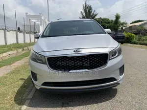 Kia Sedona LX 2016 Silver