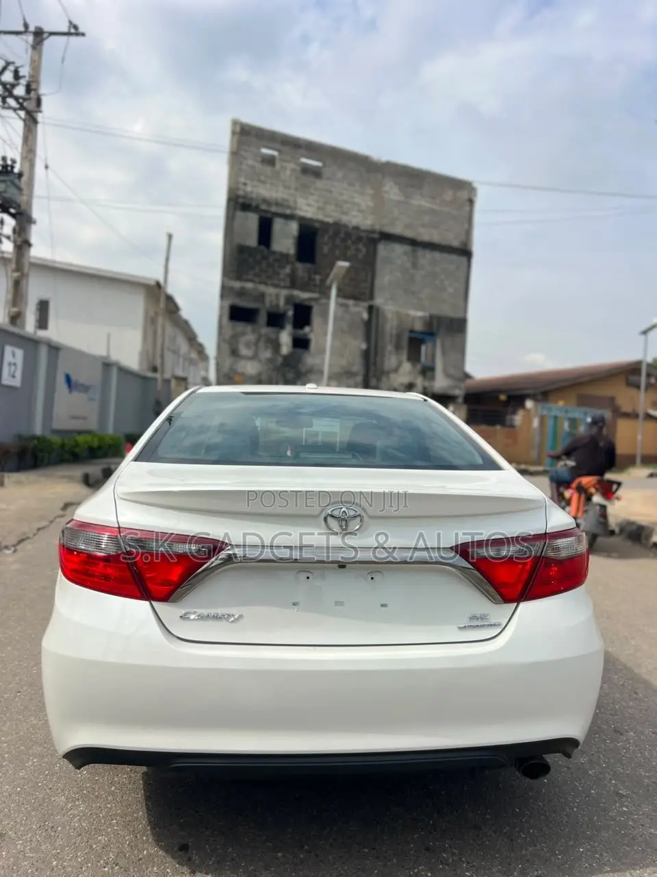 Toyota Camry 2016 White