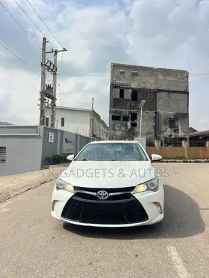 Toyota Camry 2016 White