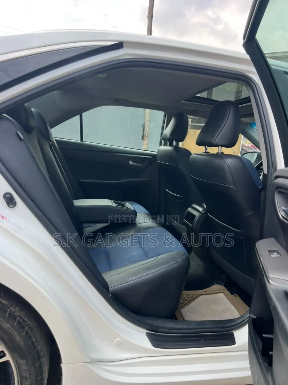 Toyota Camry 2016 White