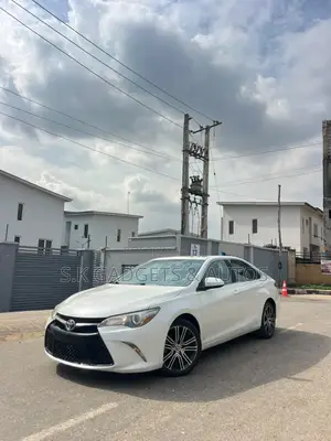 Toyota Camry 2016 White