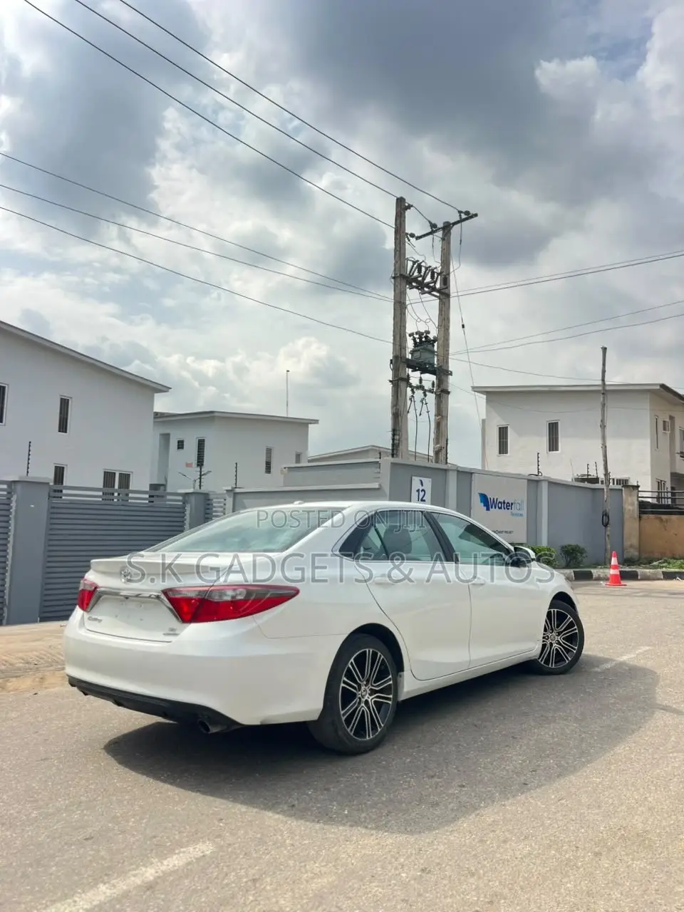 Toyota Camry 2016 White