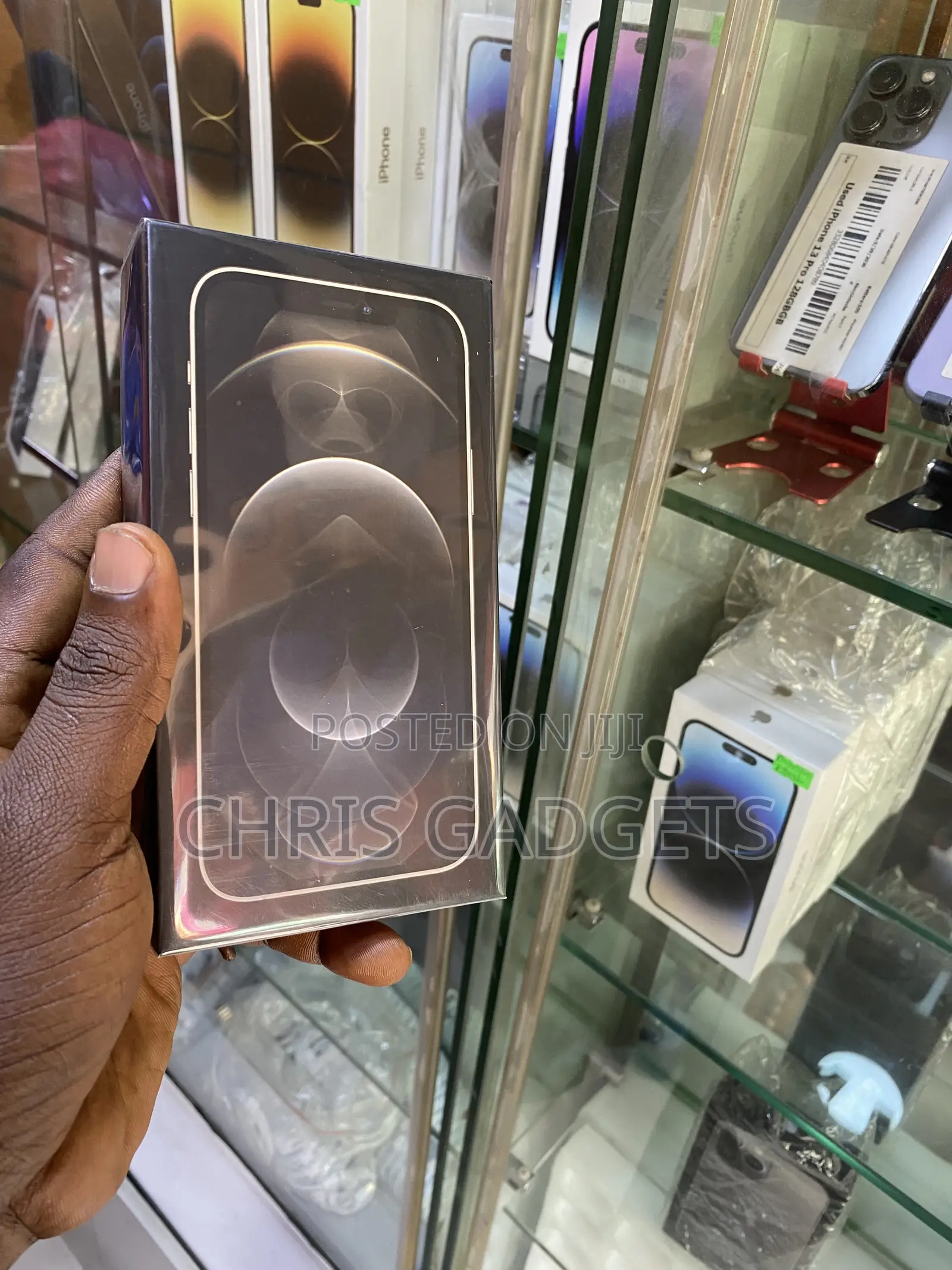 New Apple iPhone 12 Pro 128 GB Gold