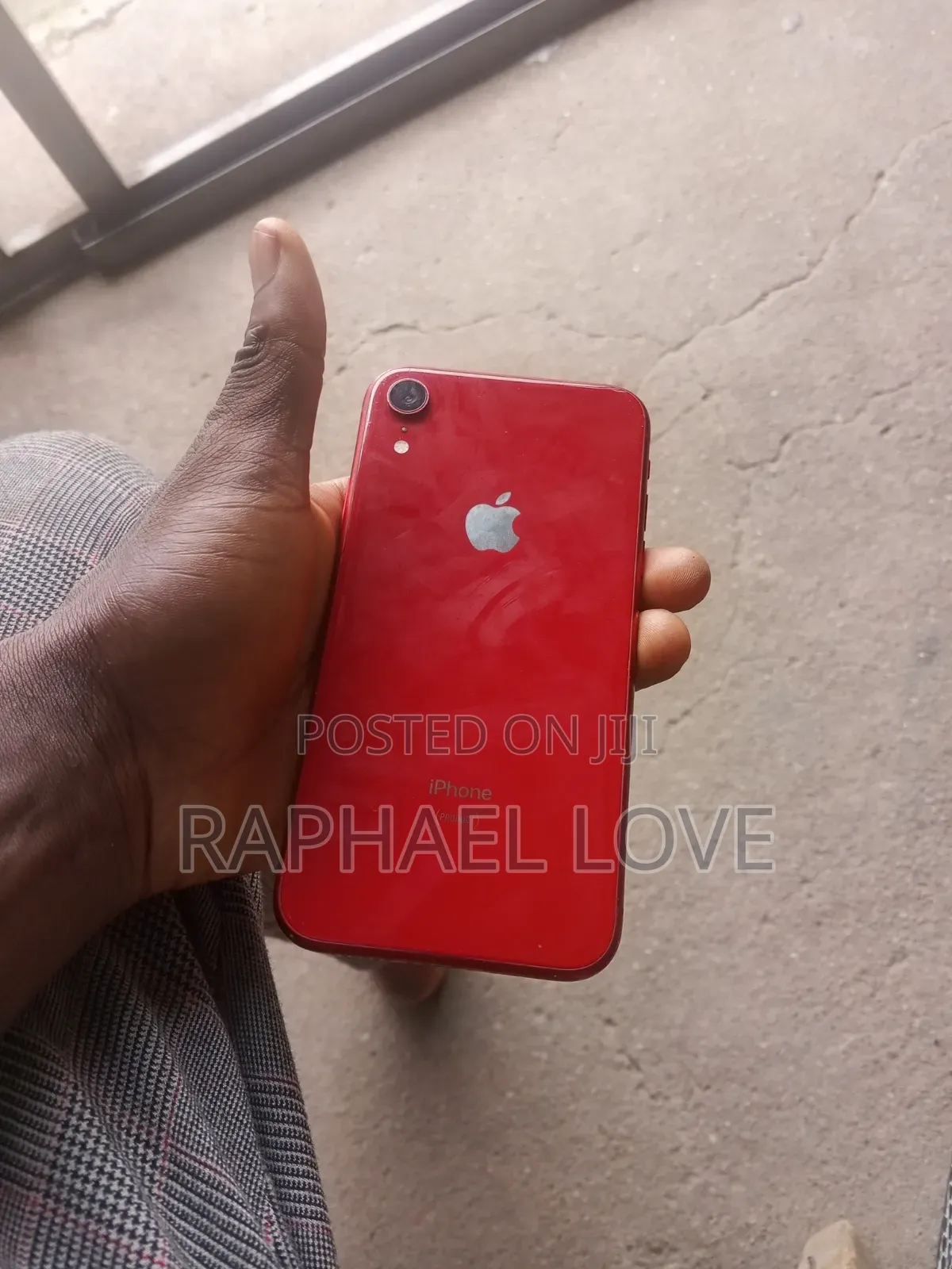 Apple iPhone XR 64 GB Red